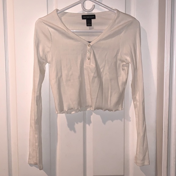 New cropped white ribbed three button V-neck long sleeve crew neck sweater - Picture 1 of 3